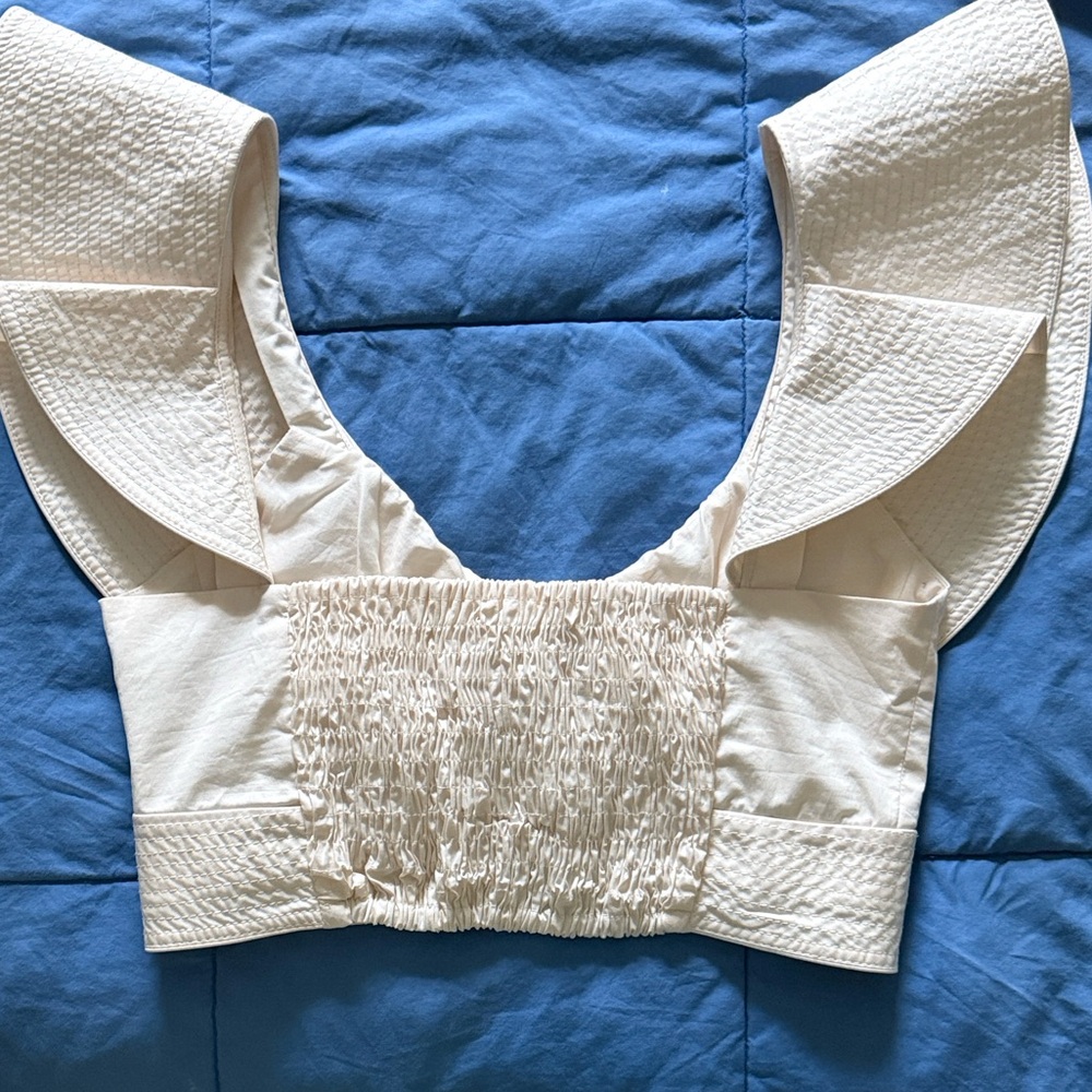 Johanna Ortiz Chic Monochromatic Cream Ruffle Coconut Sugar Crop Top size 8 $450 - Picture 14 of 15